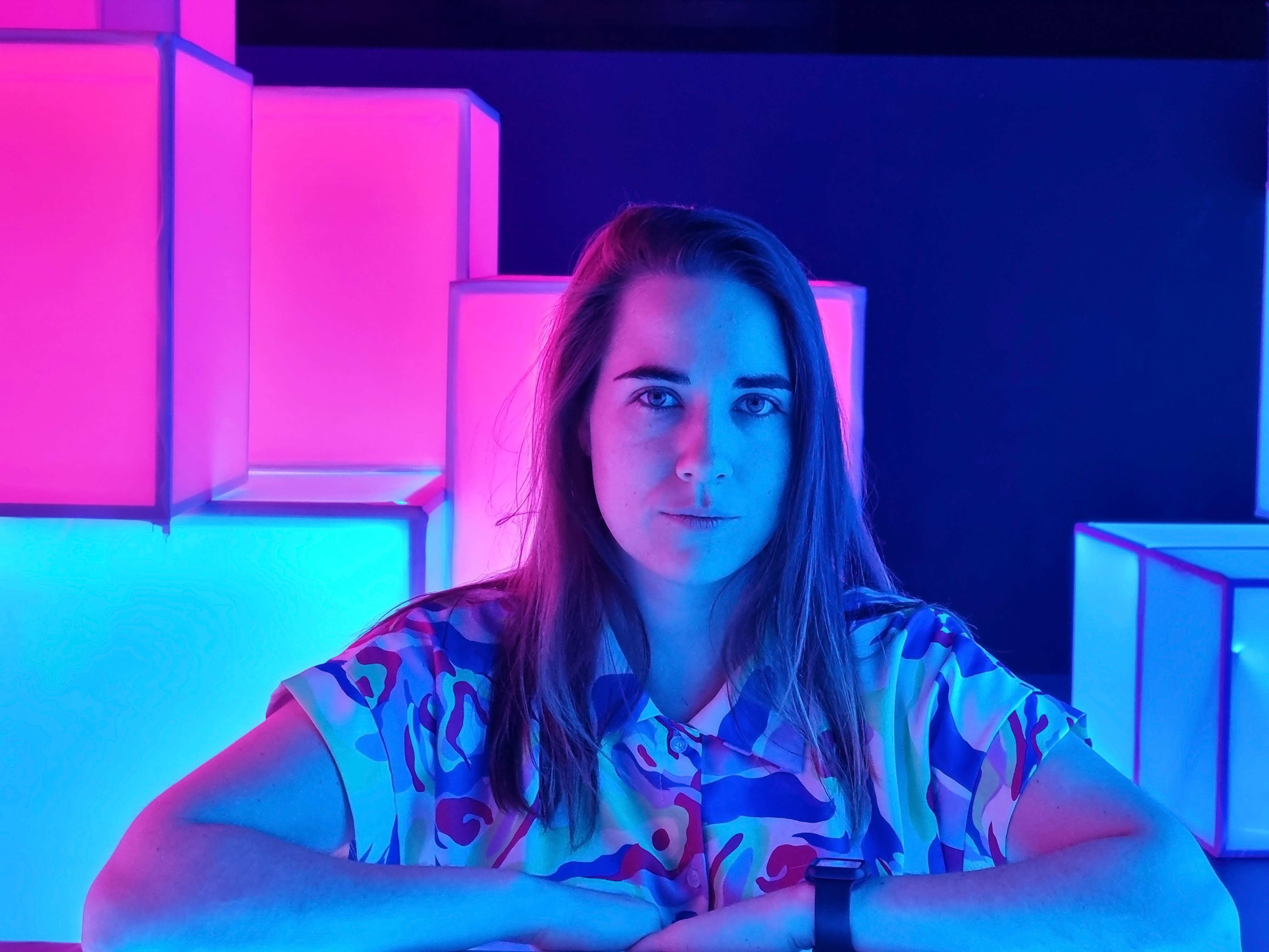Office Picture with dark elements and blue light