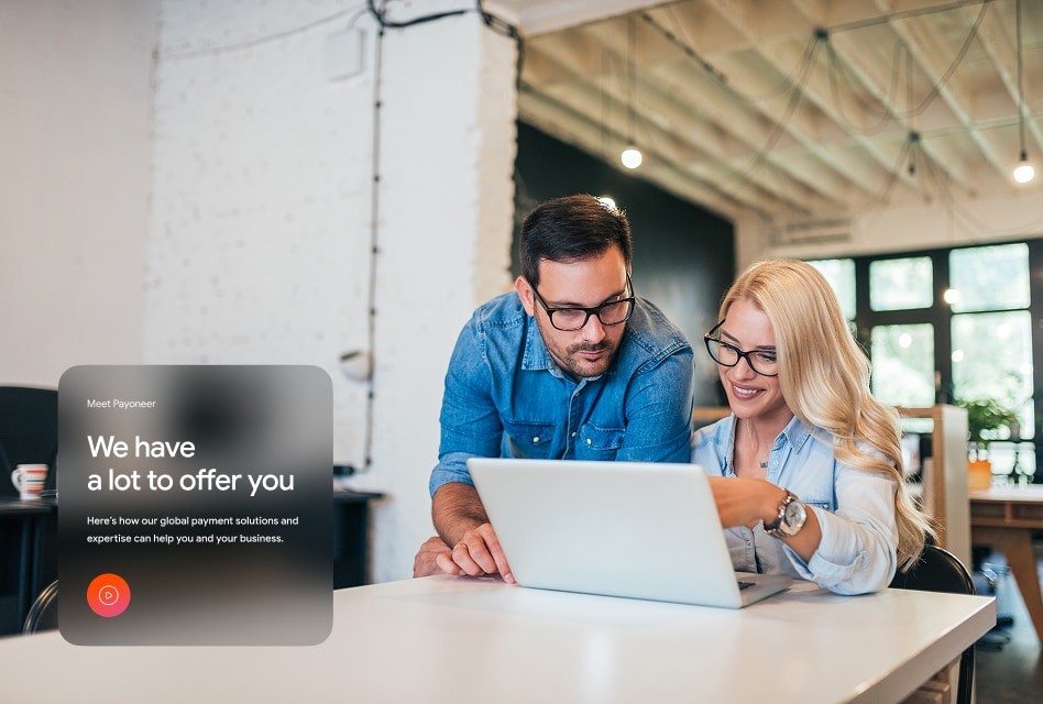 LinkMatch product page showing seamless LinkedIn integration for CSV and Excel, setup steps, feature list, export options, and LinkedIn data preview.