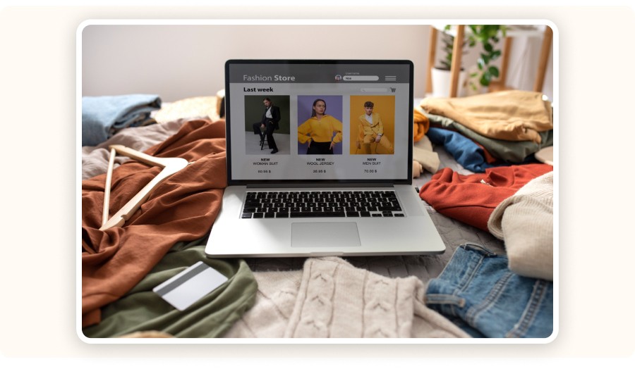 Laptop with online fashion store