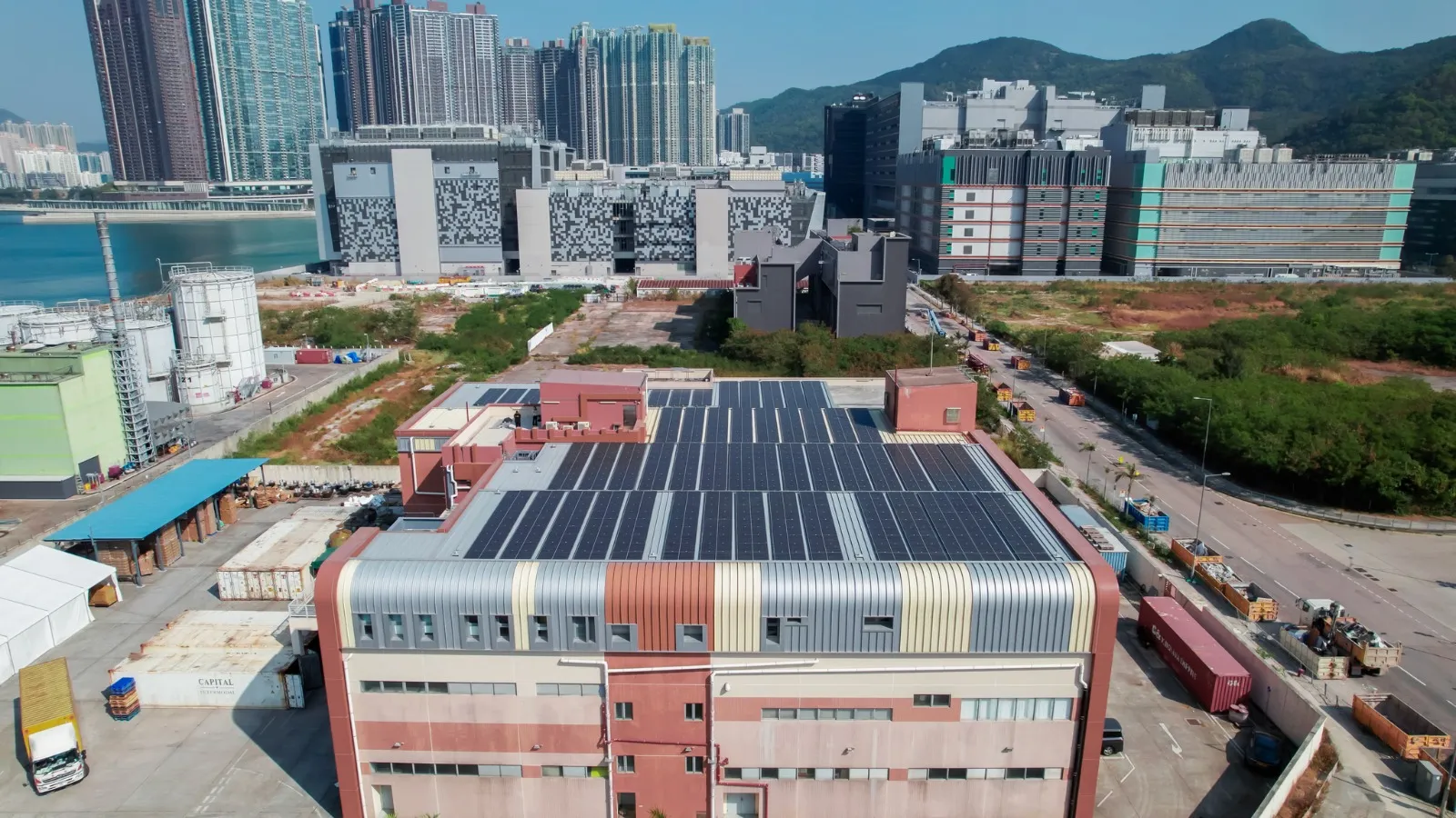 BW Design Centre 是一支擁有16年豐富經驗的專業設計團隊,我們專注於社區設計,致力打造更好社區環境。我們的服務涵蓋多個領域,包括醫療安老、教育空間、NGO非牟利組織、藝術設計、宗教團體、社區美化,以及環保ESG項目。我們透過專業工程和設計方案,從初步概念到完整執行,提供一站式服務,幫助客戶提升品牌形象,實現空間轉型,優化您的社區空間!無論是改善社區設施或推動可持續發展,我們都以創新和實用為本,確保每個項目都帶來實質價值。