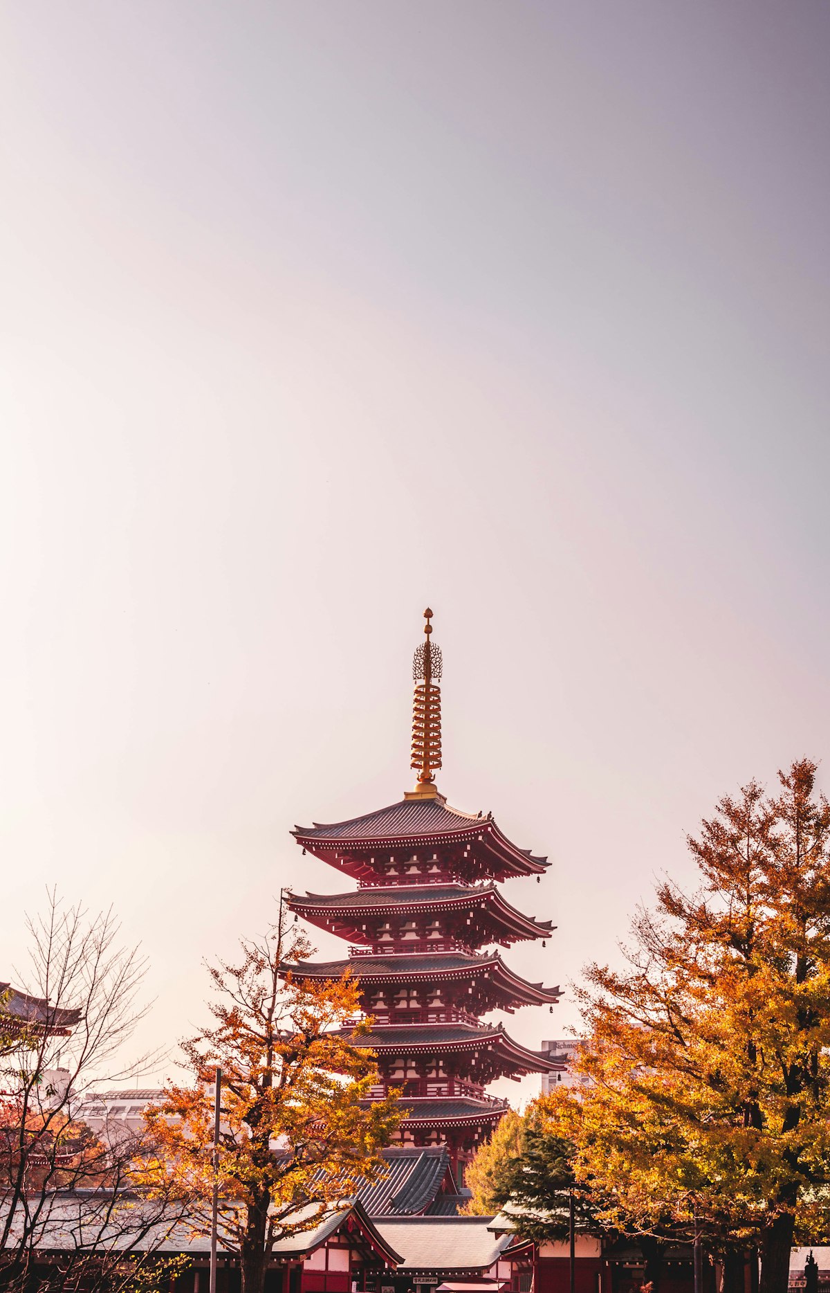 Senso-ji temple's iconic Kaminarimon gate with its giant red lantern in Asakusa, Tokyo