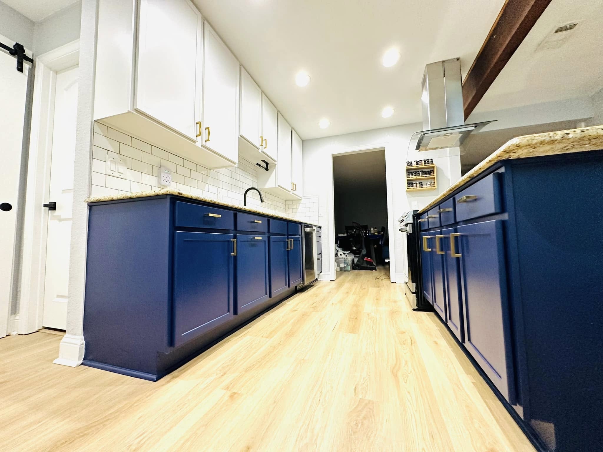 New cabinets installed in a kitchen in Plano, TX