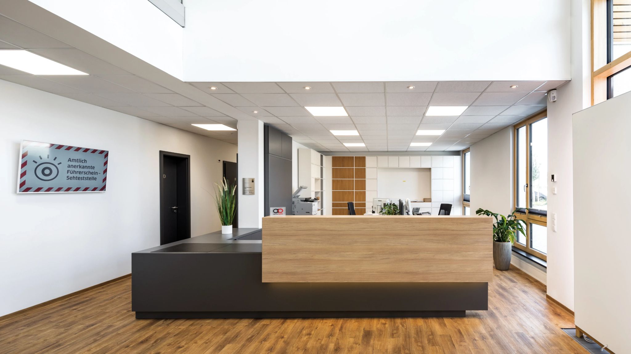 Empfangstresen in einem Bürogebäude