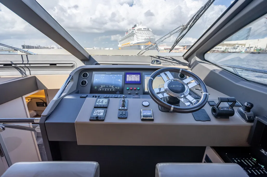 Boat thumbnail 45