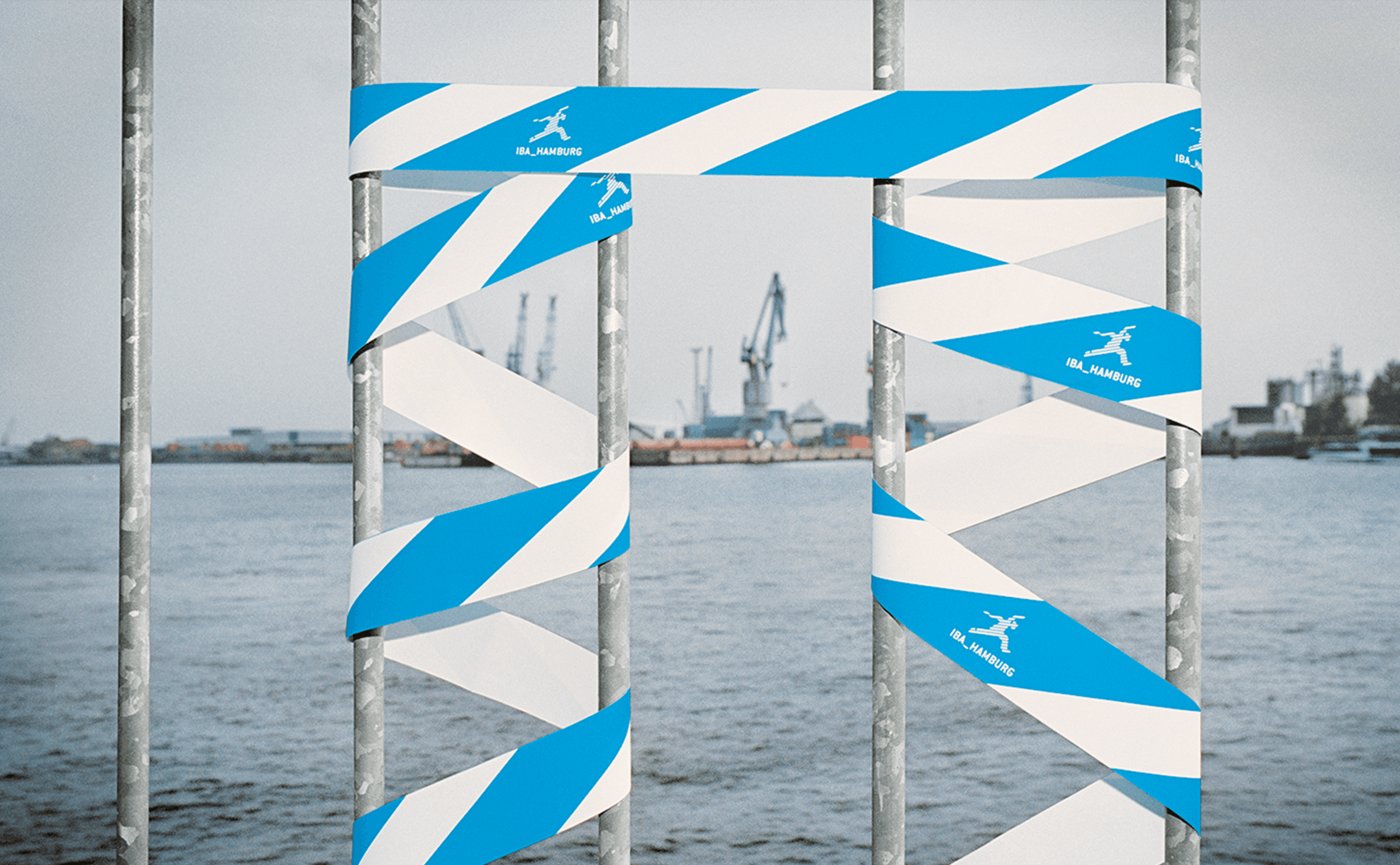 Modelle von tegut... teo aufgebaut in der Halle von Design for Human Nature in Hamburg.