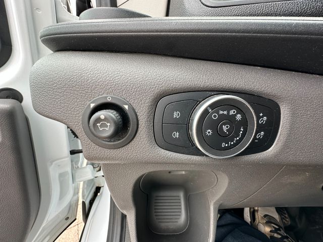 FORD Transit 2023 WHITE Gebrauchtwagen - Galeriebild 13