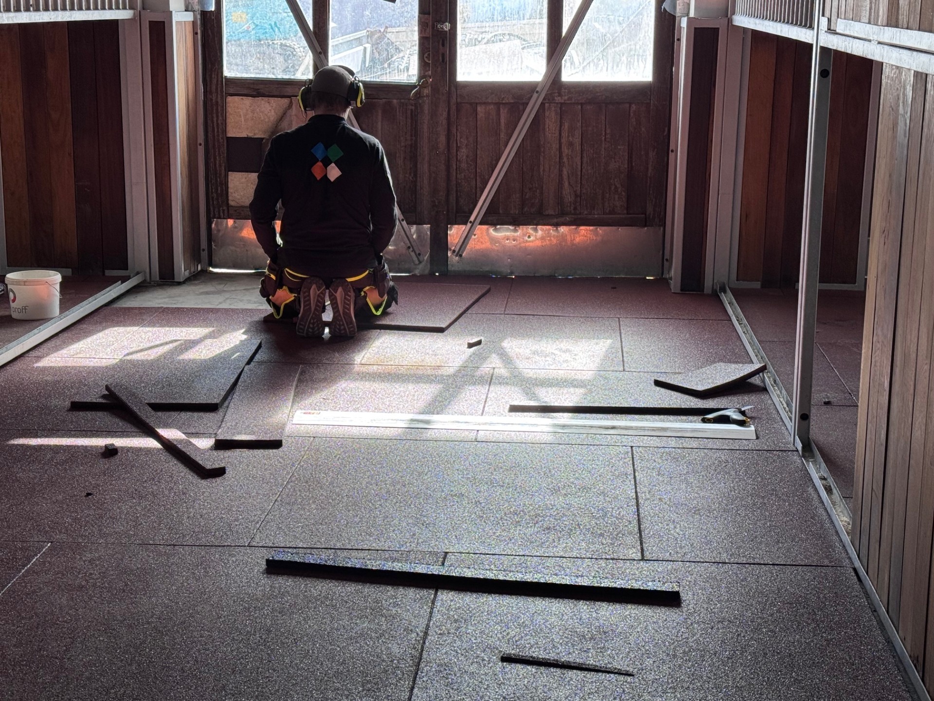 softdek matter på utendørs treningsplass