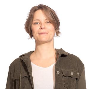 man wearing blue and red collared shirt