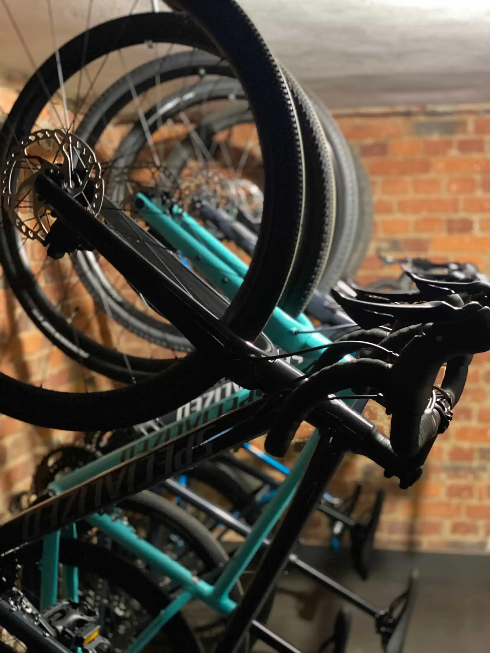 Rowery gravelowe marki Specialized w hotelu Villa Stara Apteka dla grup rowerowych