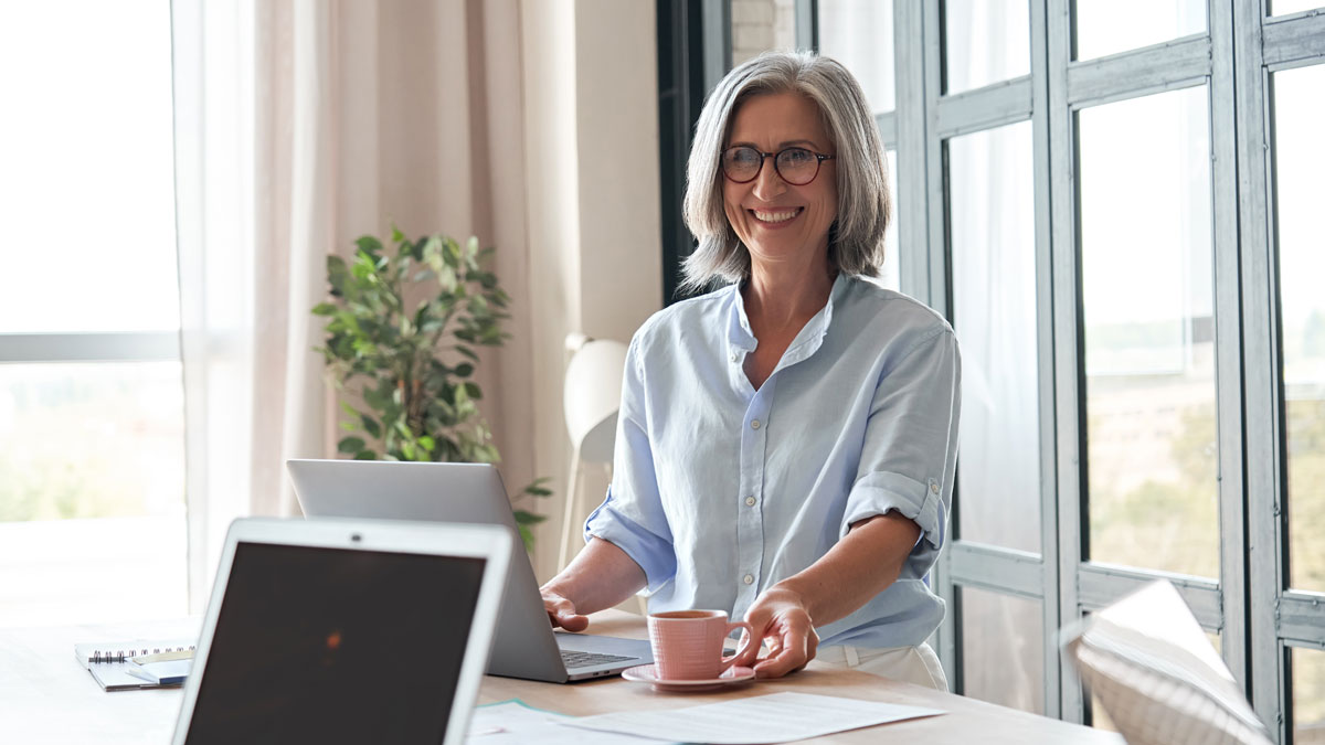 A business owner having a meeting with a business coach 