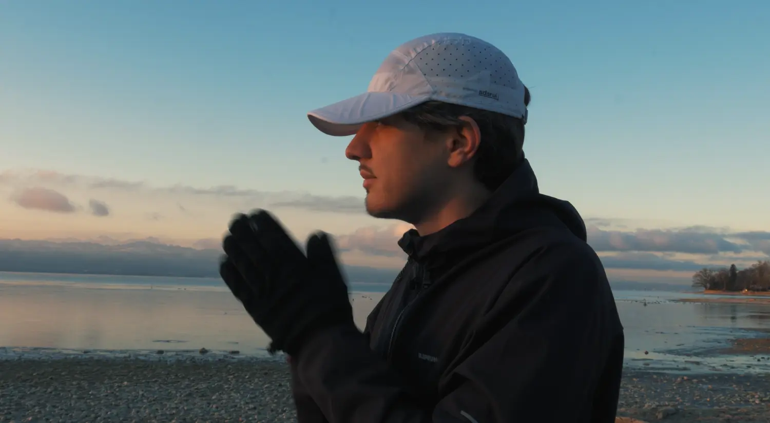 Max Kinzel - Still frame from a short film about morning runs