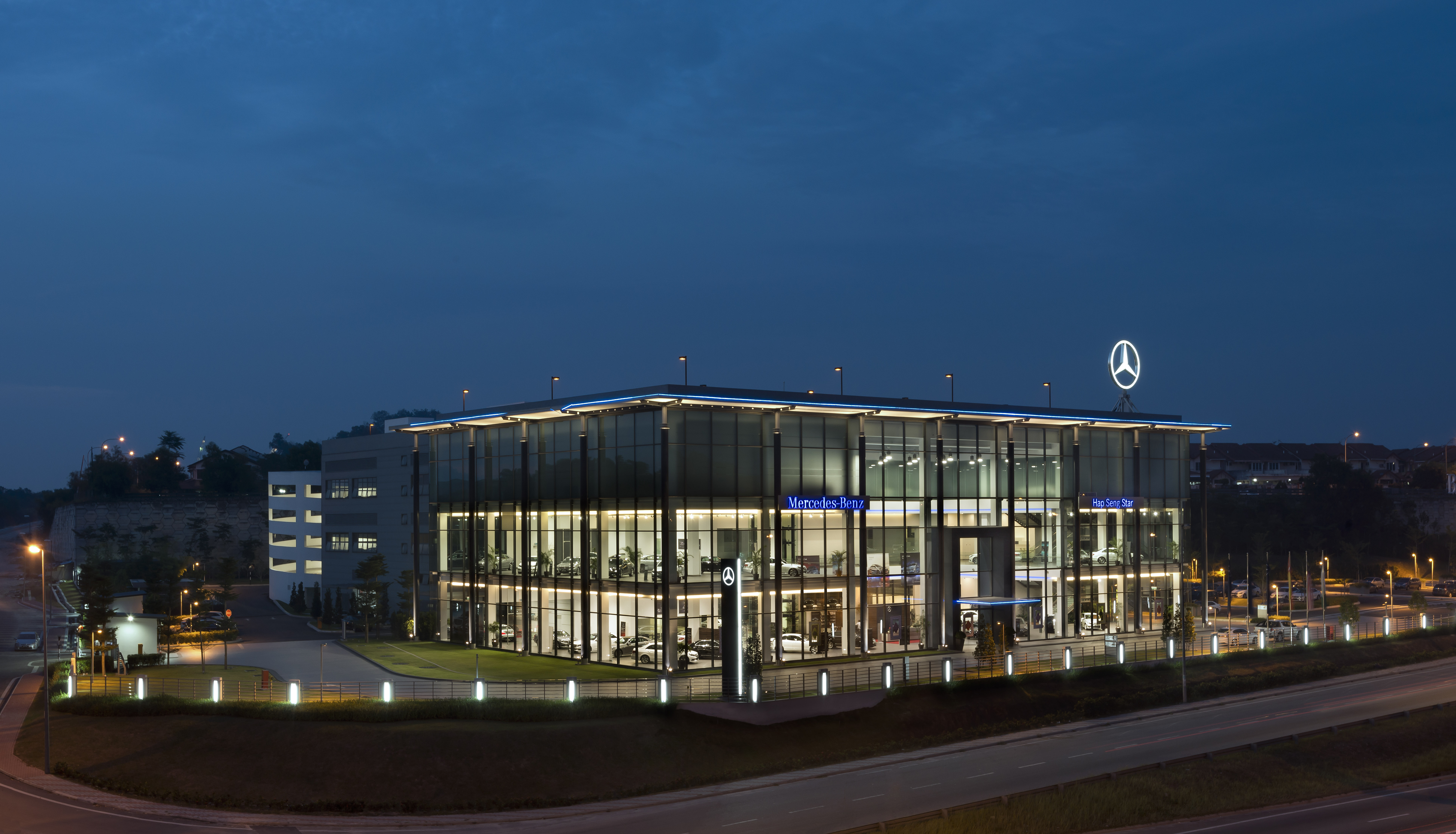 Exterior view of Encore Impressiosn Theatre architectural project by Asima Architects