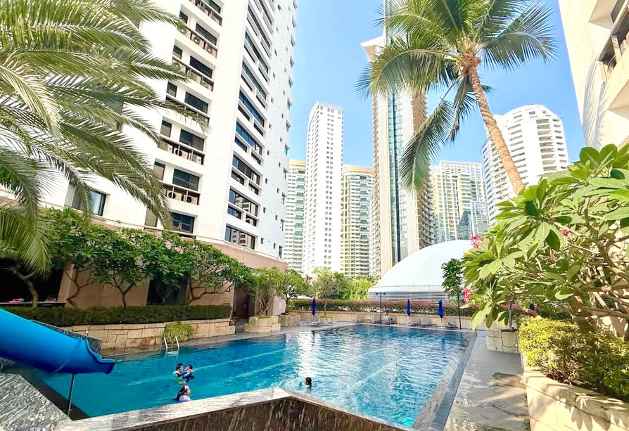 Sukhumvit 24 3-Bedroom Pet-Friendly Residence Phrom Phong 5