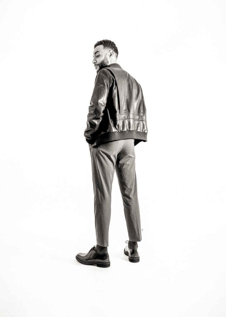 Rituel photographique — portrait artistique — confiance en soi — estime de soi — image de soi — fragment photographique — relique intime Maison Elion — photographe Seine-et-Marne 77 — portrait bespoke sur mesure — timeless photography France — photographie de rituel en France — portrait de luxe — image rare et significative