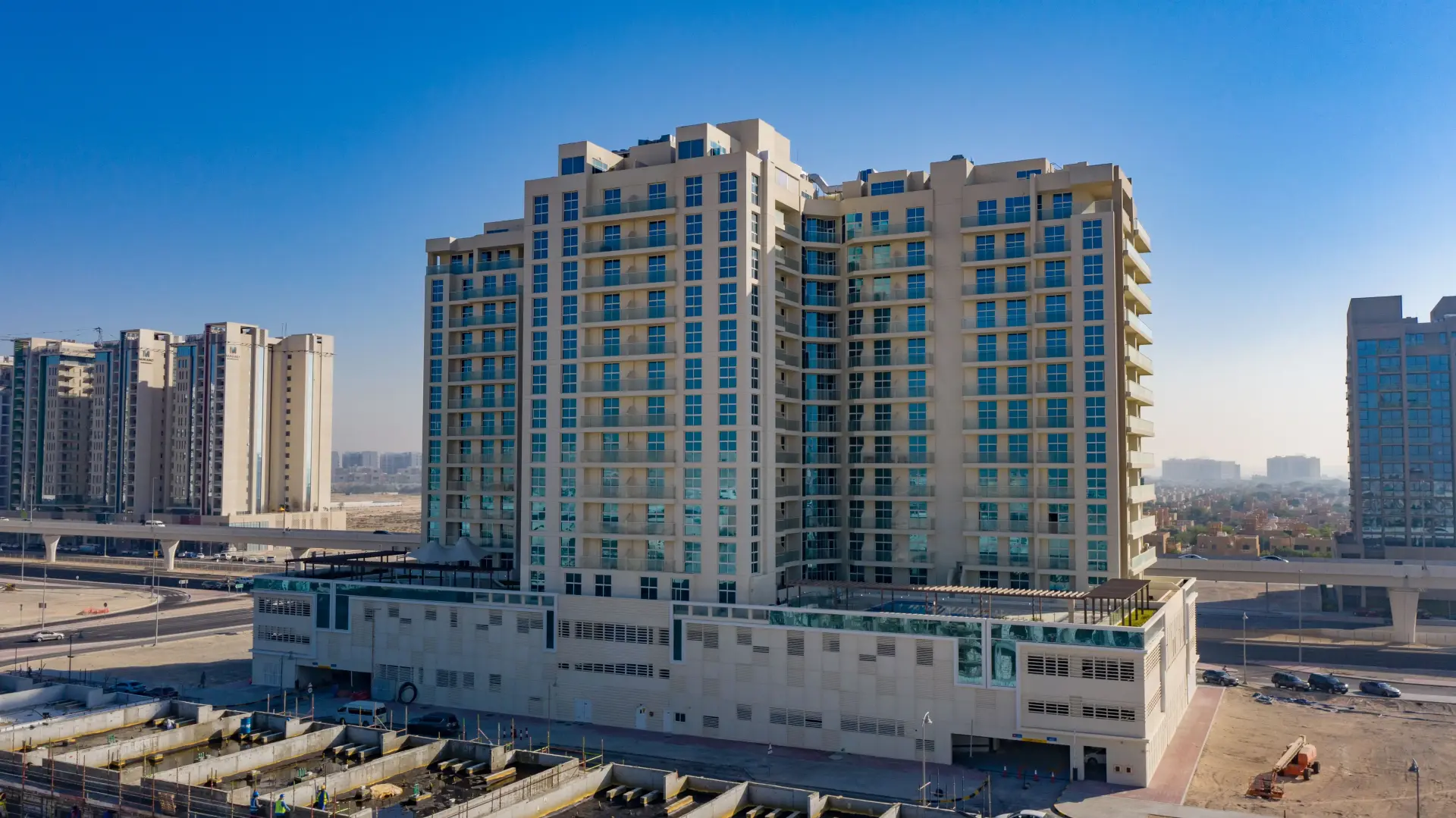azizi plaza building view