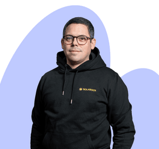 Photo de Mickaël Brugiere, installateur de panneaux solaires à Tours et Directeur de cette agence