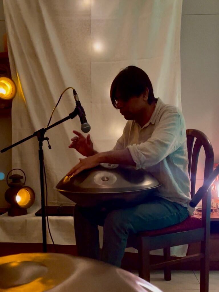 Guest handpan artist Abhishek Mishra from Constellation Software performing live during The Unstringed at Mohor Community Pune, held at Mohor Room Aundh