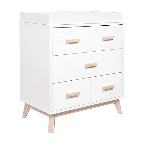 Babyletto scoot dresser – A stylish and functional furniture piece, perfect for any modern home.