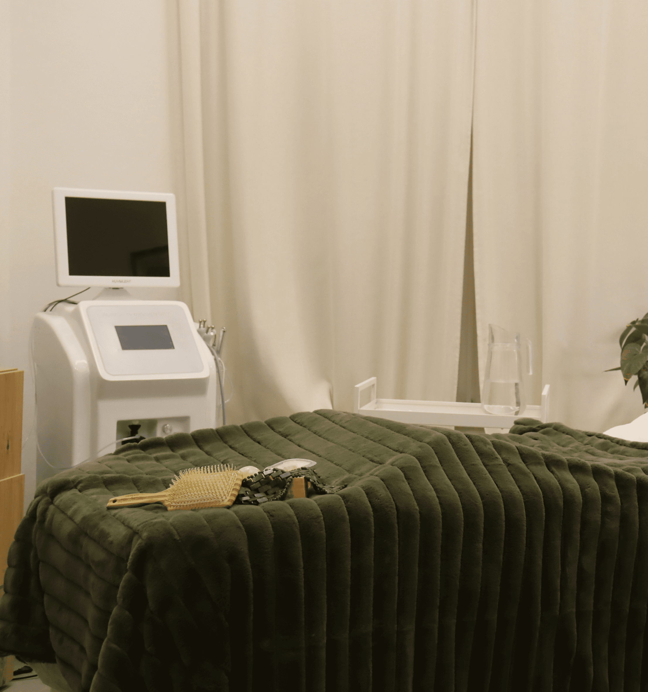 Interior salonu s přístorej a lehátkem