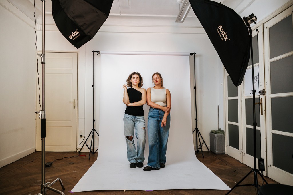 The Girlfriend Experience merkbureau Gent foto studio