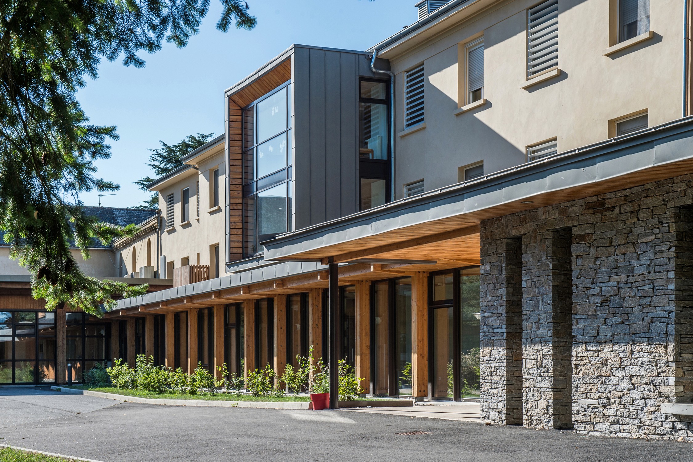 Featured Project Cover Image