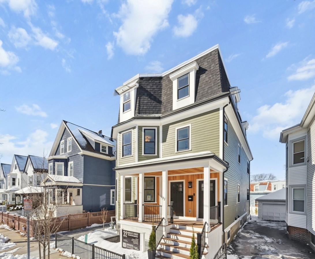 Mansard roof reference
