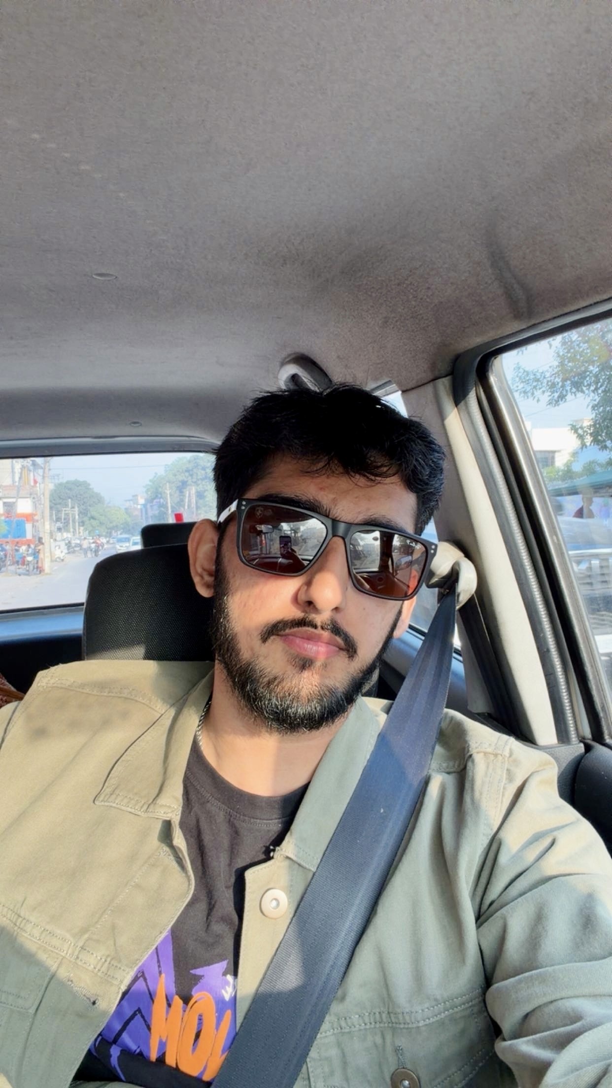 Divyansh Babbar creates work that looks great, works better, and leaves both users and metrics happier than before.