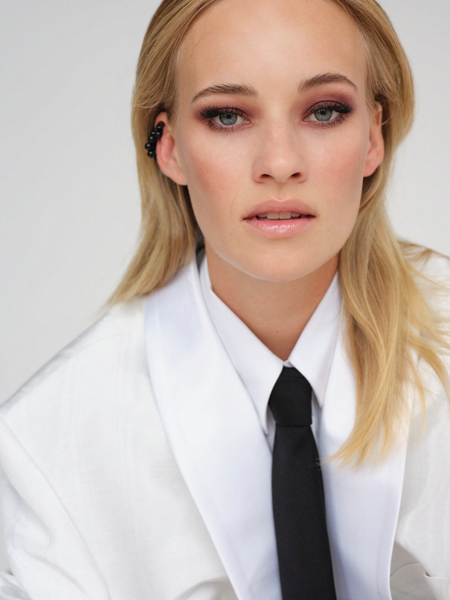 Valerie Huber by DIE IDA