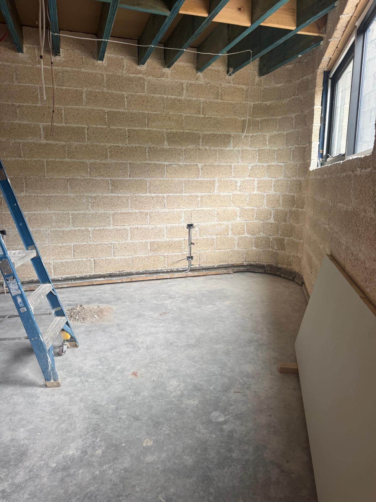 Rye hemp block shed house 10