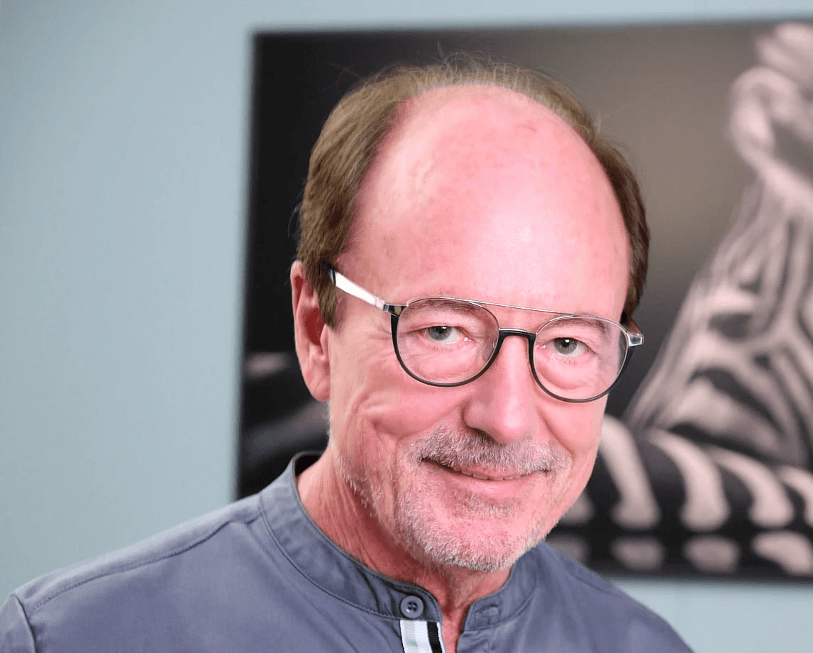 Zahnarzt-Stuttgart-Möhringen-Curt-Esswein