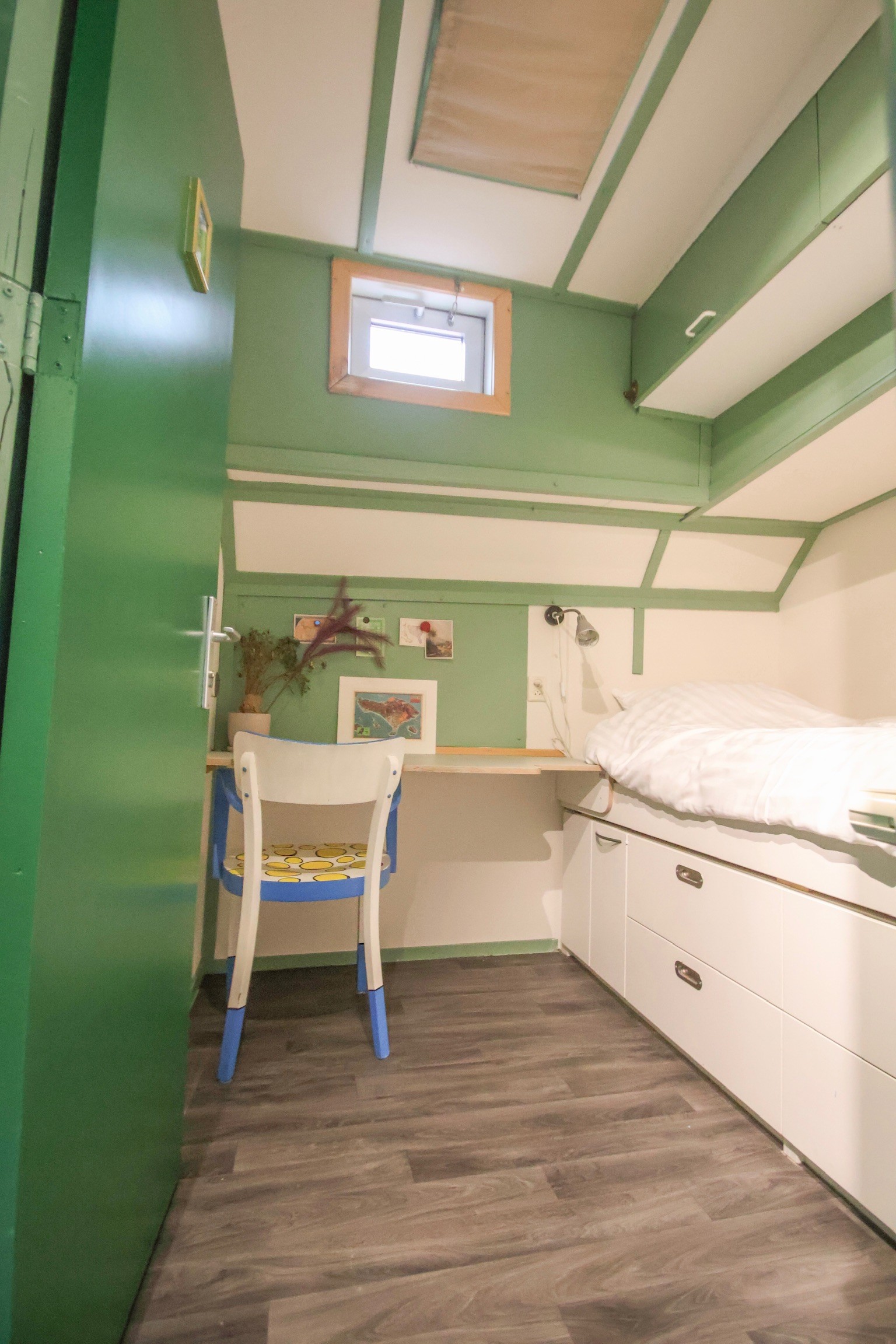 Modern kitchen island with bar chairs