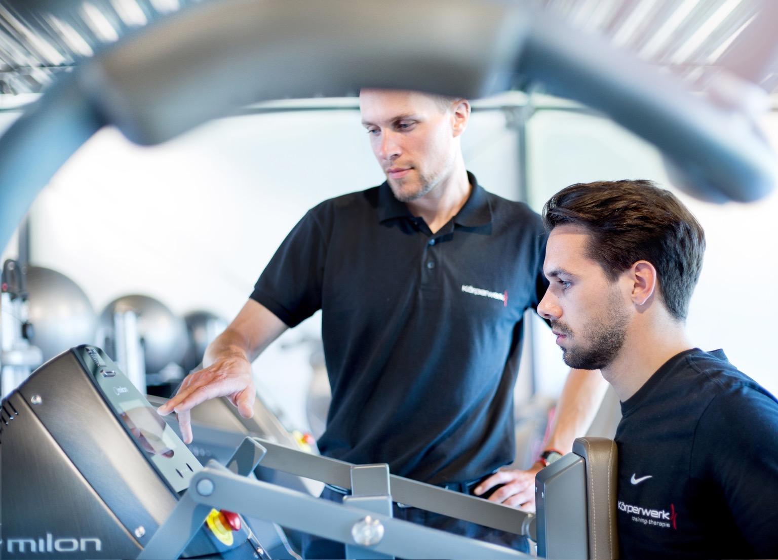 Moderne Trainingsmöglichkeiten mit Milon Premium in deinem Körperwerk Studio in Gehrden