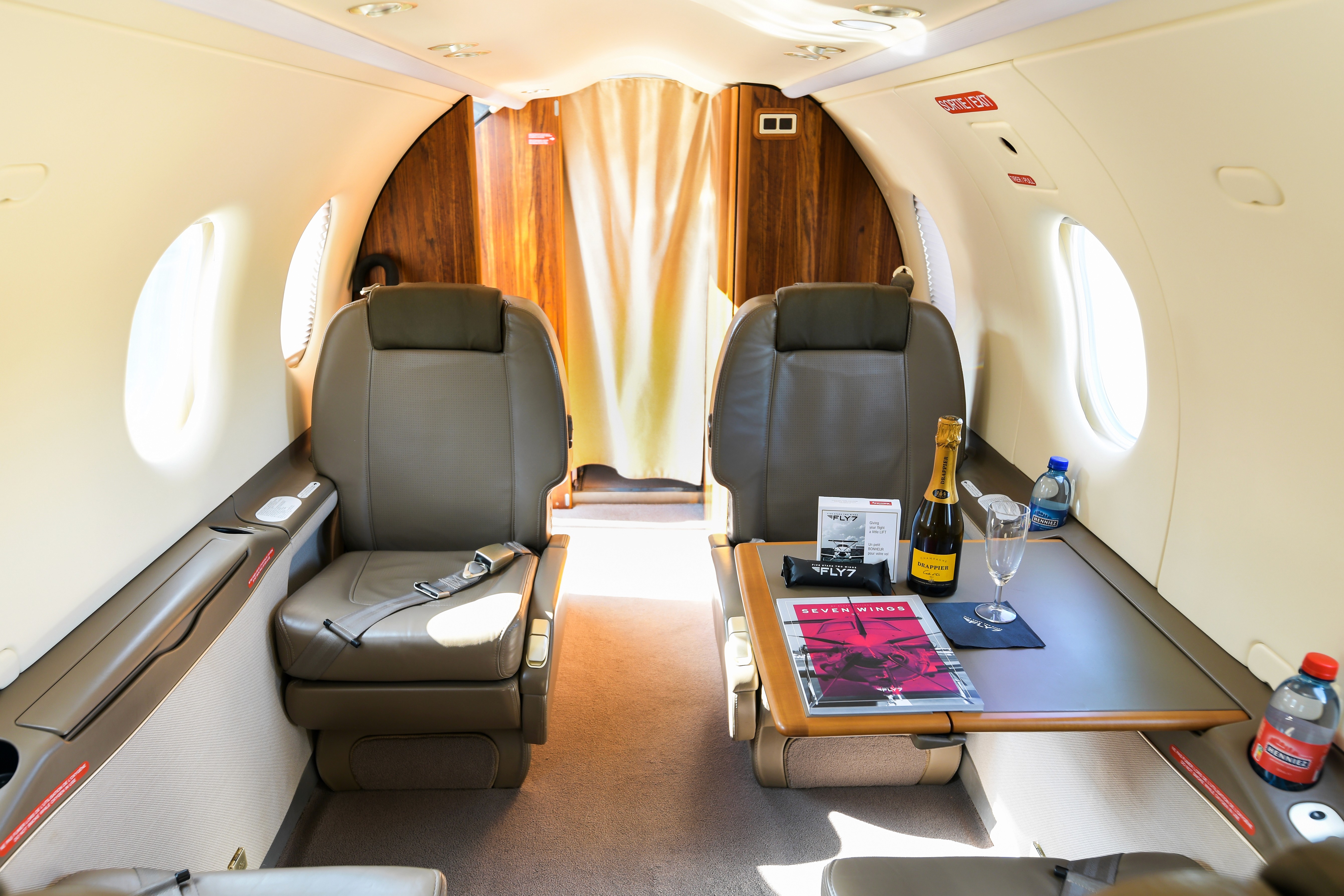 Pilatus PC-12 interior