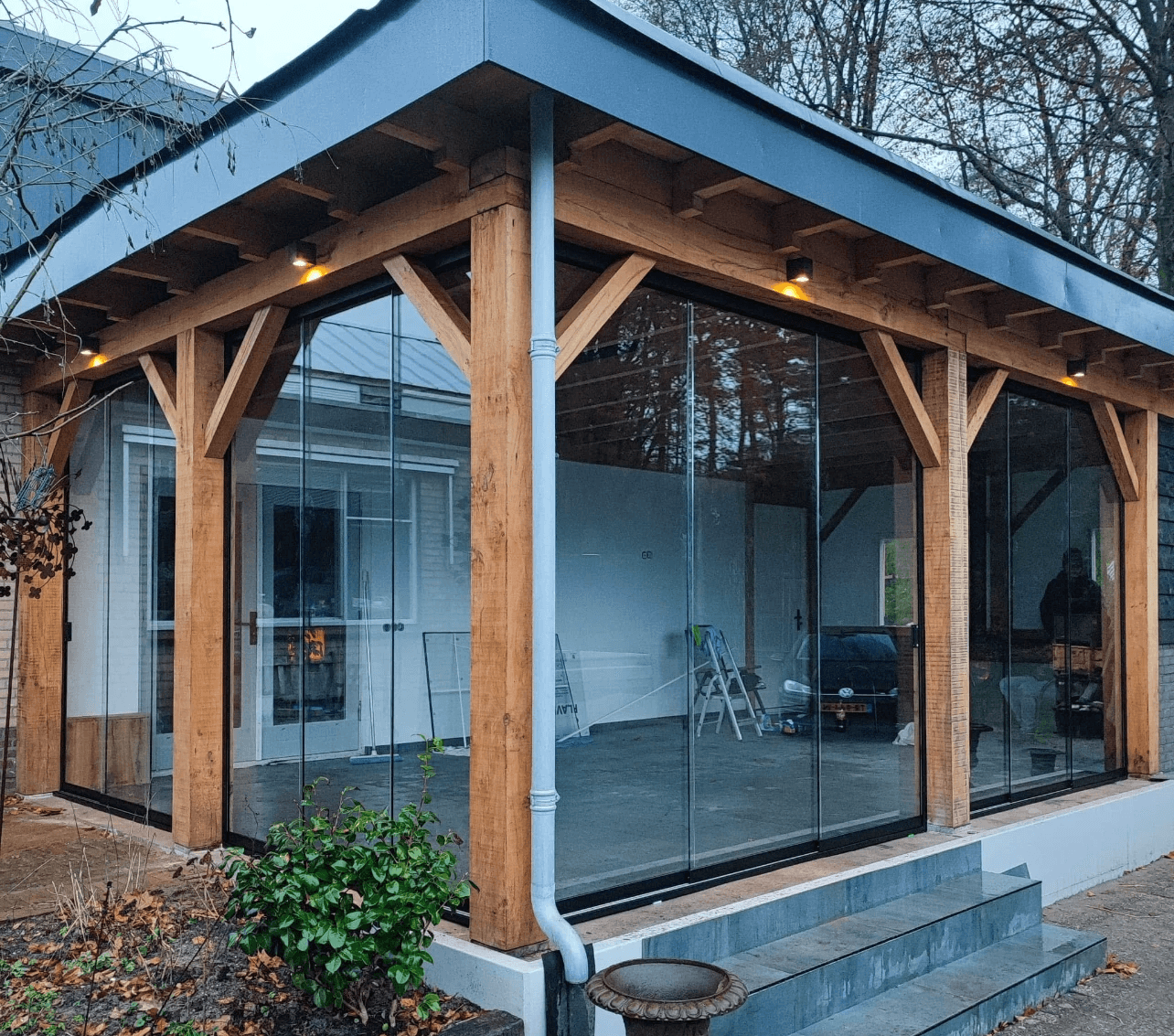 Buitenkamer - Dugreja Houtbouw