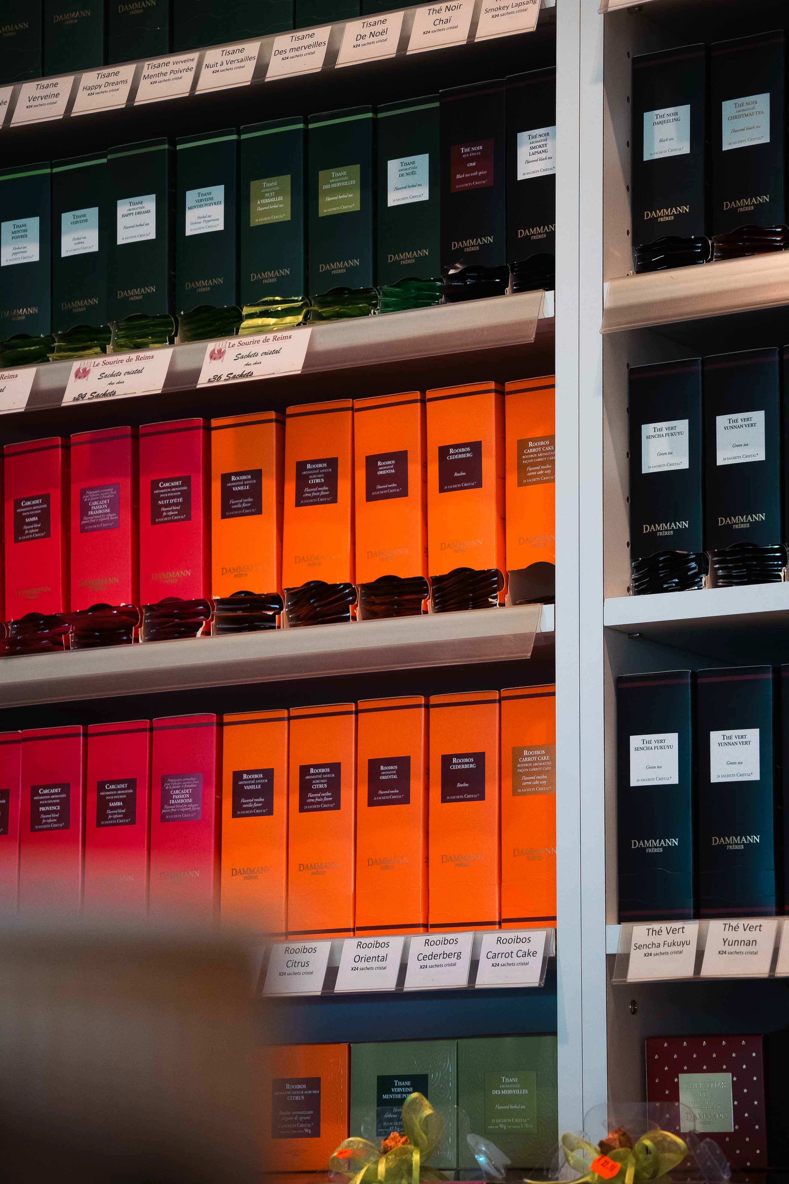 Rayon de thés dans une boutique Le Sourire de Reims