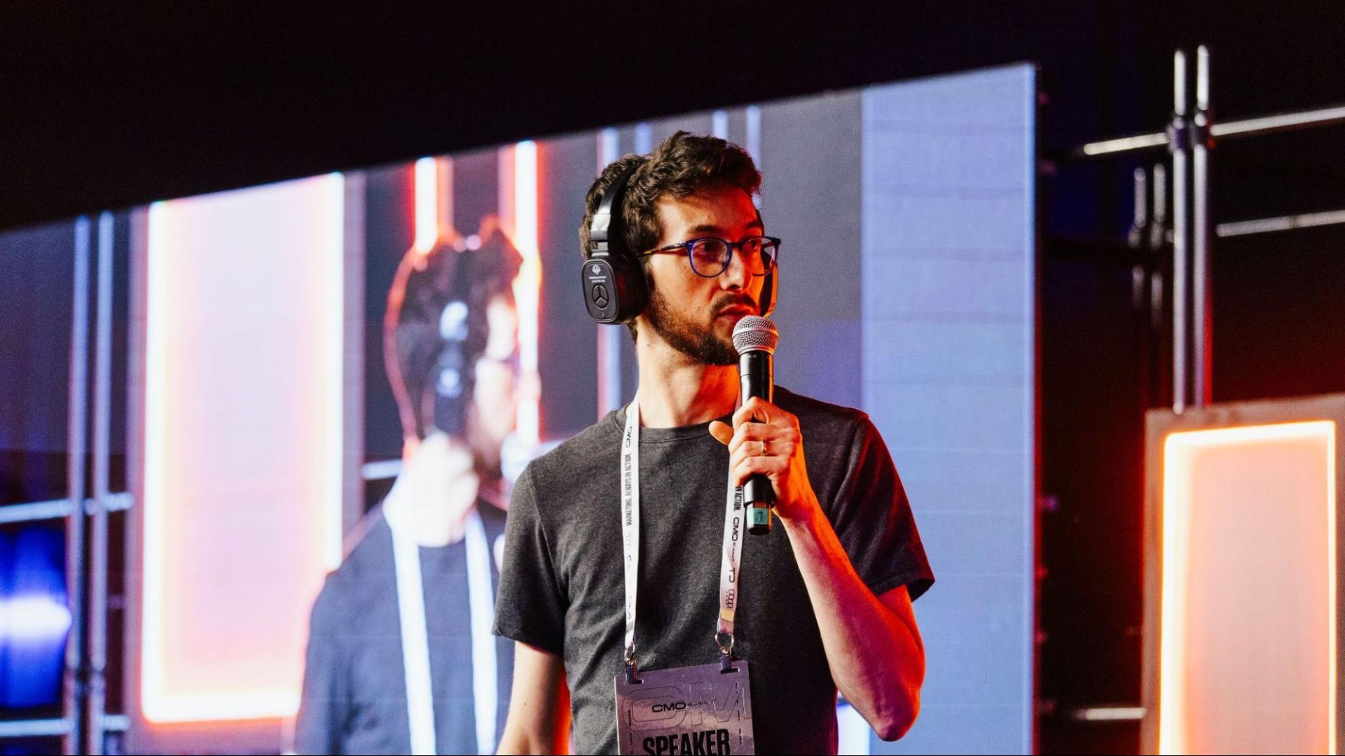 GEO para CMOs: como dominar o share of voice nas respostas de IAs