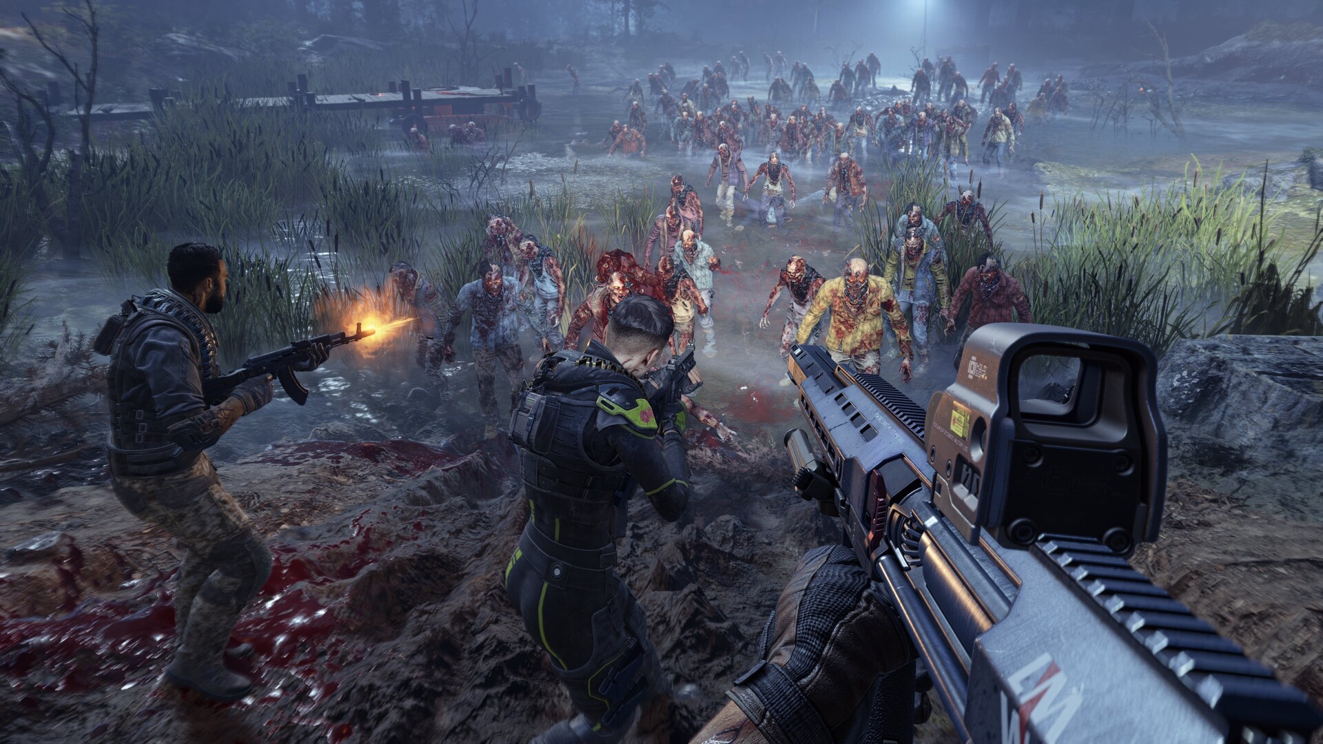 Vue FPS dans John Carpenter’s Toxic Commando où plusieurs joueurs affrontent une horde massive de zombies dans un marais