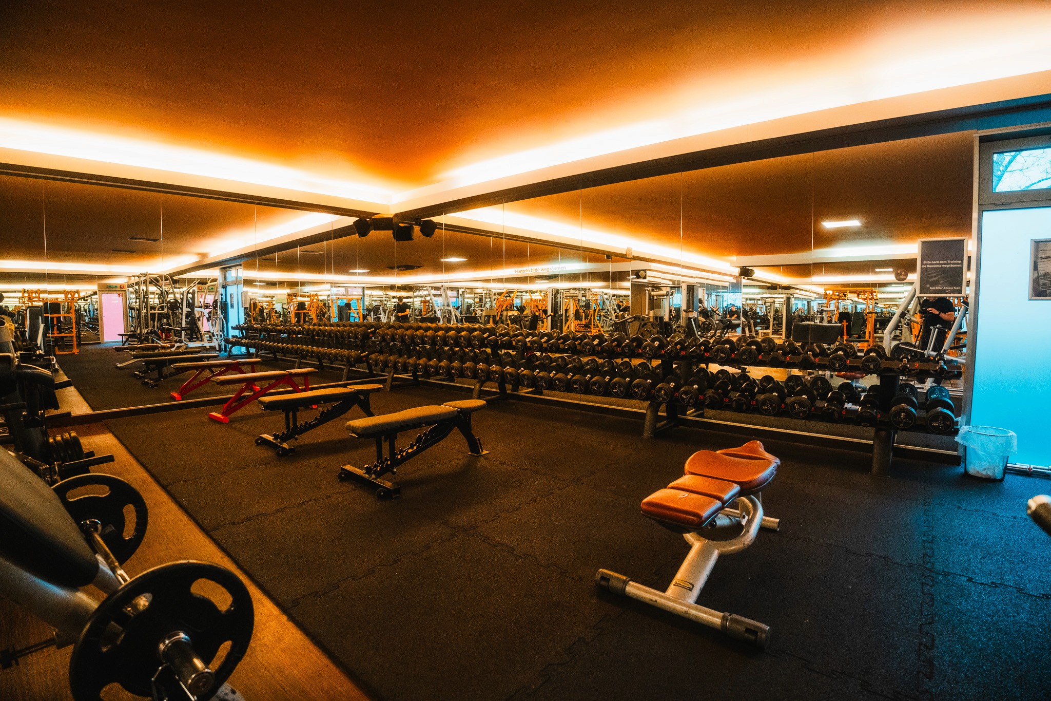 modern cliffside luxury home at dusk