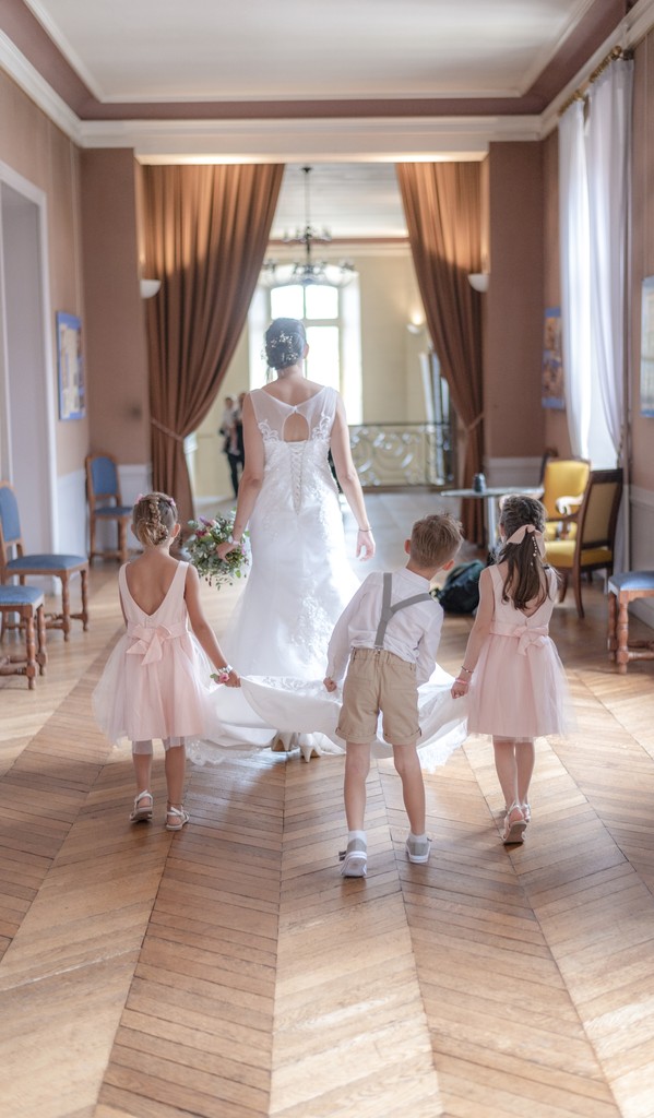 Rituel photographique — portrait artistique — confiance en soi — estime de soi — image de soi — fragment photographique — relique intime Maison Elion — photographe Seine-et-Marne 77 — portrait bespoke sur mesure — timeless photography France — photographie de rituel en France — portrait de luxe — image rare et significative