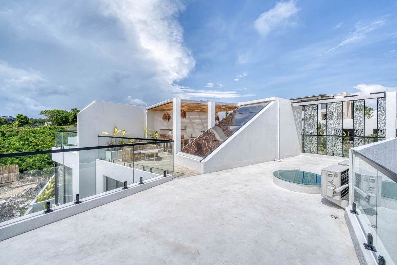 New 3-bedroom villas in a gated premium complex in Bukit, Pandawa, located just 5 minutes from Pandawa Beach and designed around rooftop living with panoramic ocean and sunset views