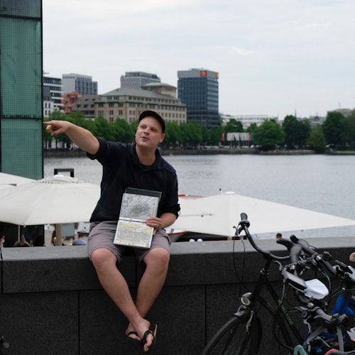 Tour guide at Outer Alster Lake.