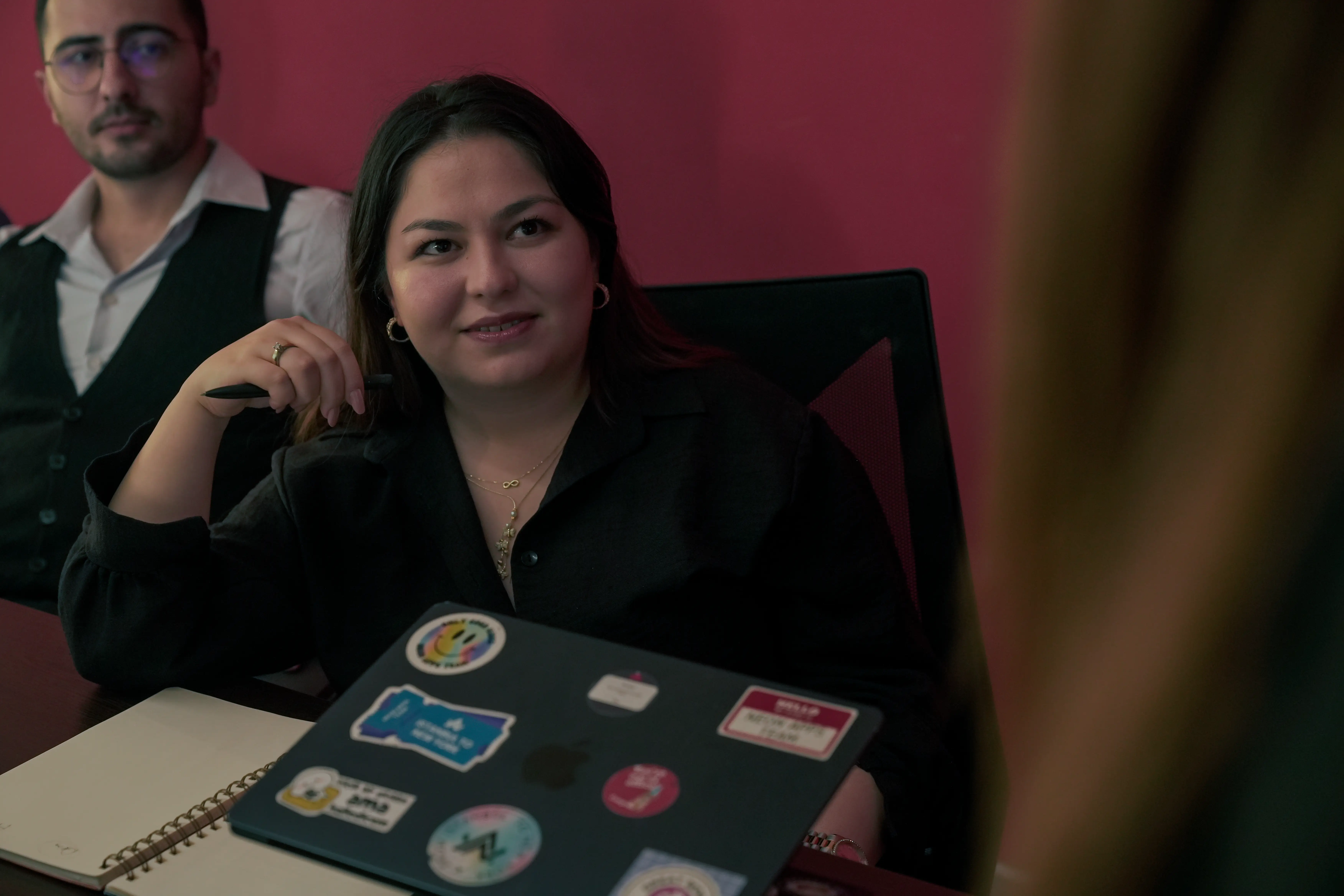 Neon Apps discussing new ideas for real estate app development.