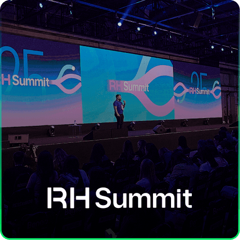 Foto de um palestrante no evento RH Summit