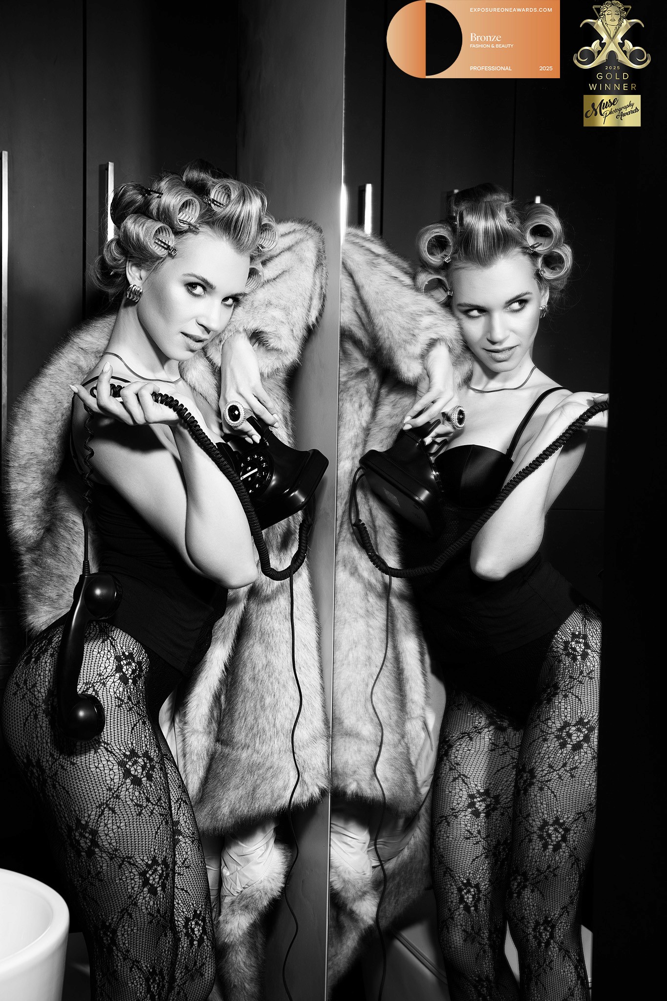Agnieszka Czyzkowska fine art photography Warsaw Dialing Desire black and white retro photo woman with phone