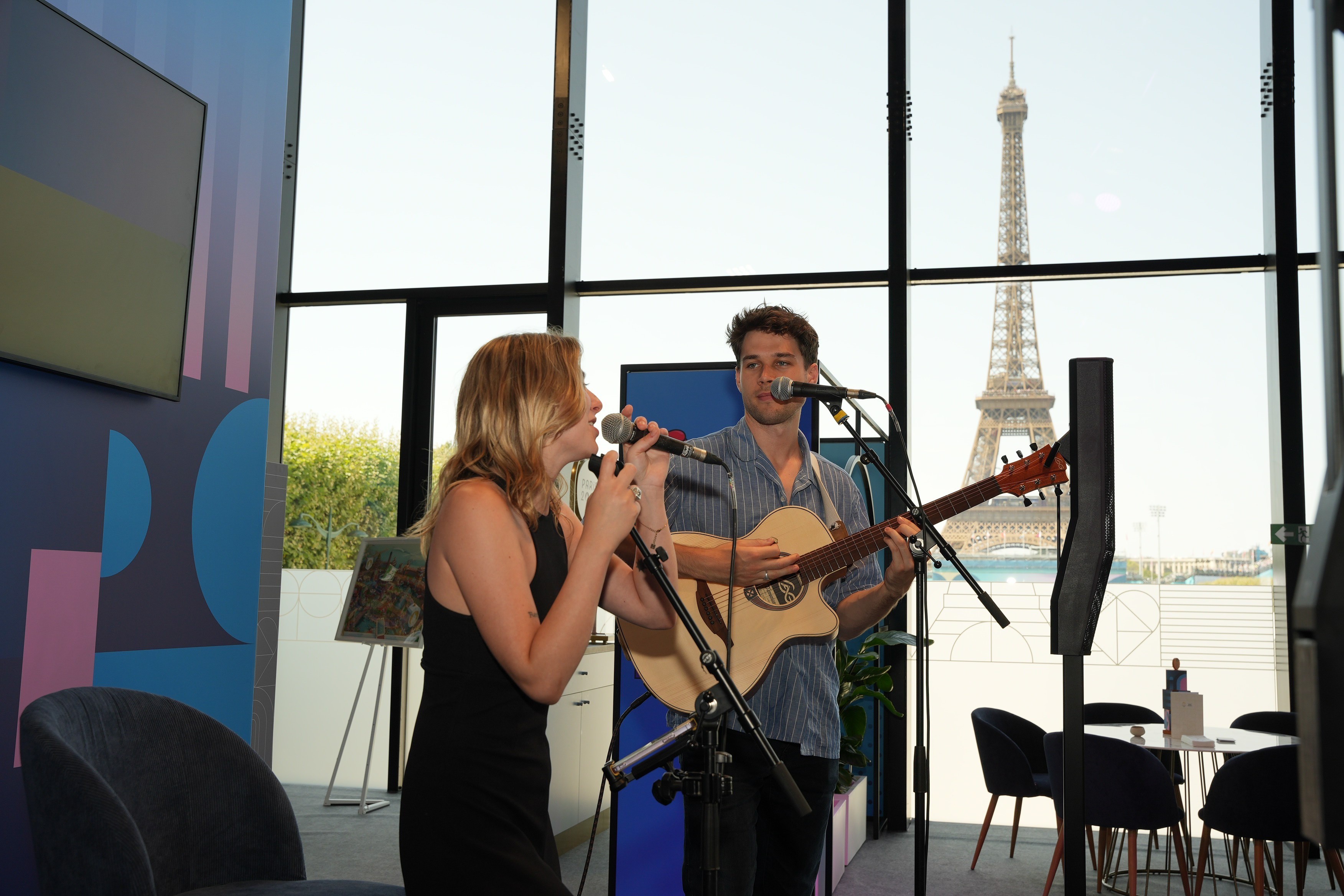 Animation musicale live pendant un événement sportif international.