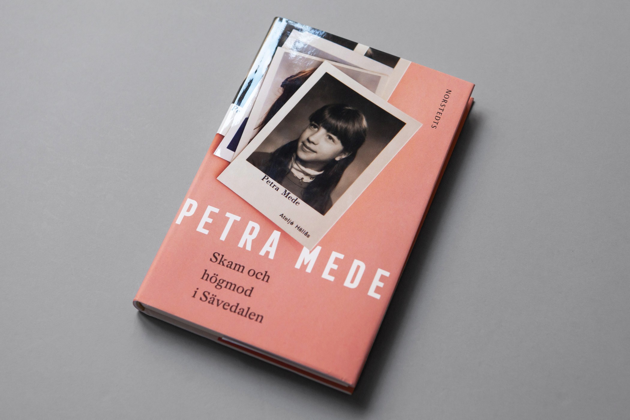 Kalkbrott i Slite, med transporrtfordon