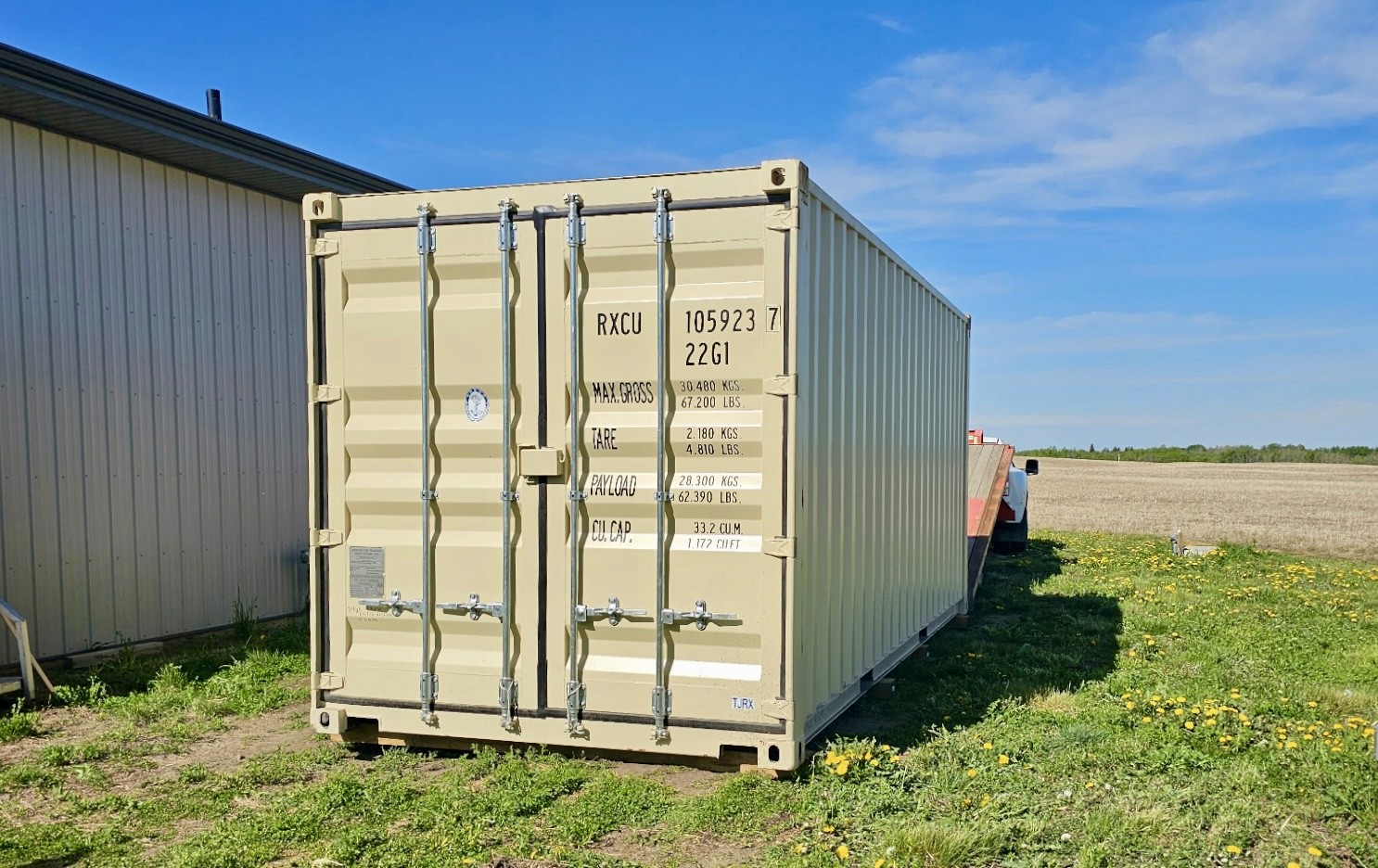 New beige 20' double door container with secure locking bars