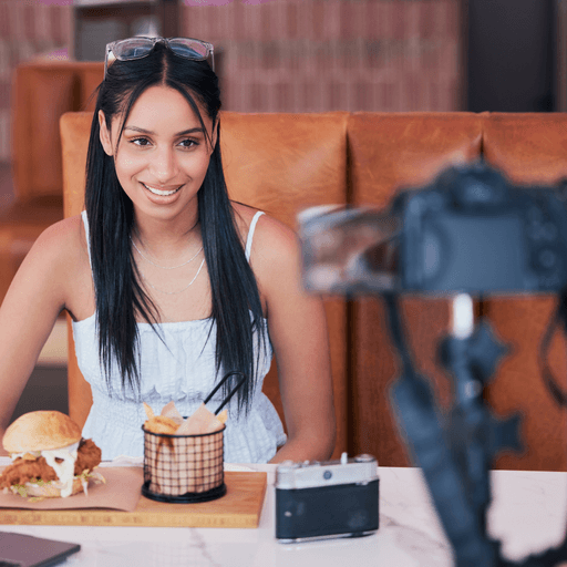 step-by-step-guide-how-to-add-a-post-to-your-story-on-instagram-foxy