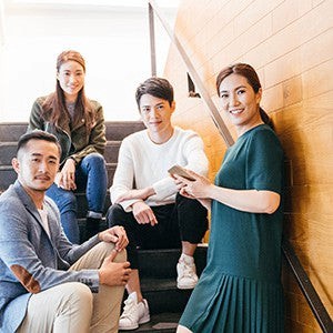 Branding Works 防水工程專業團隊成員合照，為香港住宅及商廈提供天台外牆防漏及滲漏維修服務。