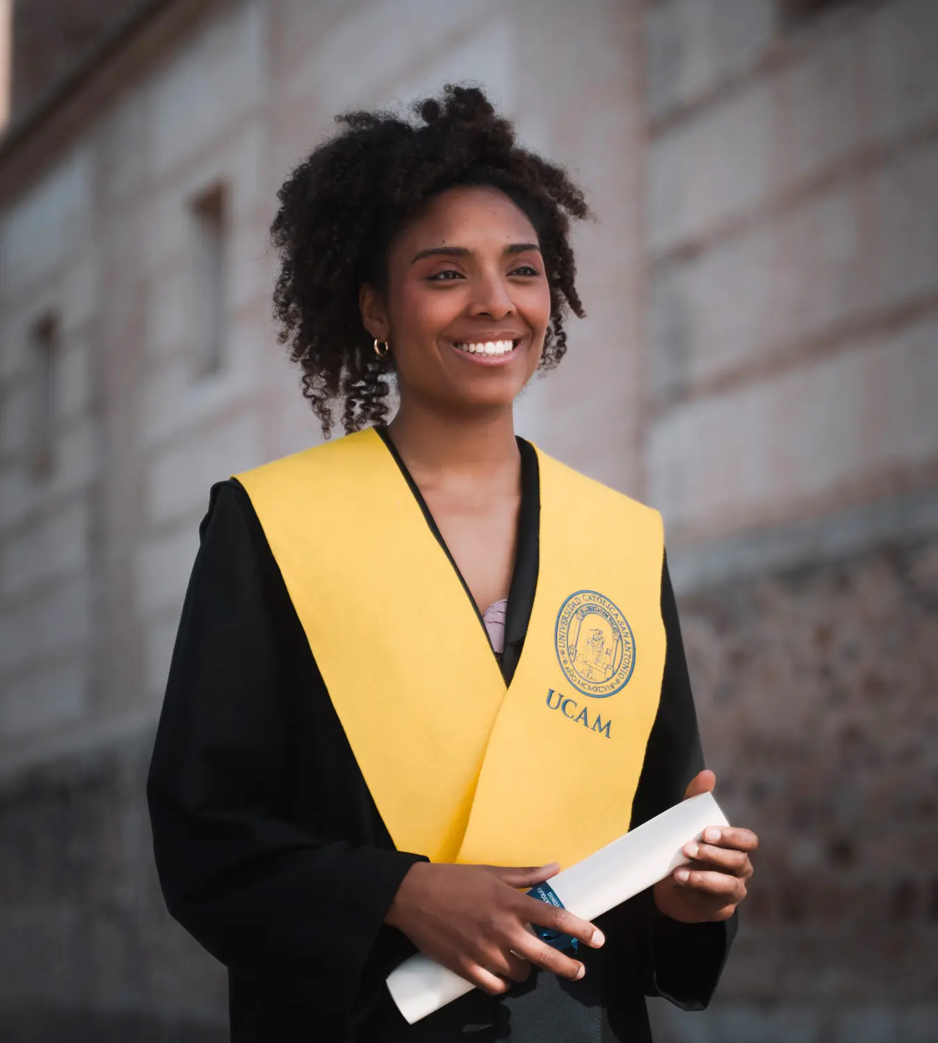 Concetrated triathlete grayscale